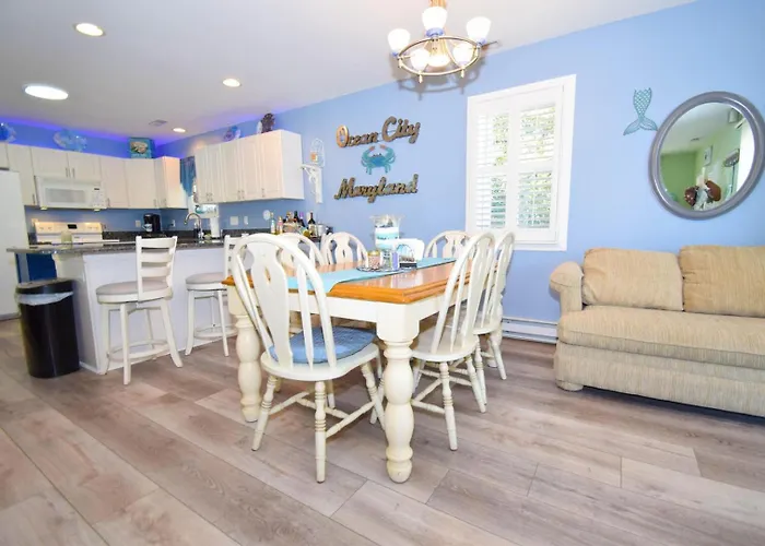 Montego Bay-colonial Drive 13339 Holiday home